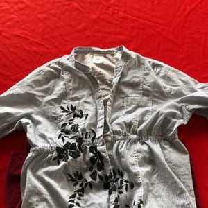 Tunic length maternity top